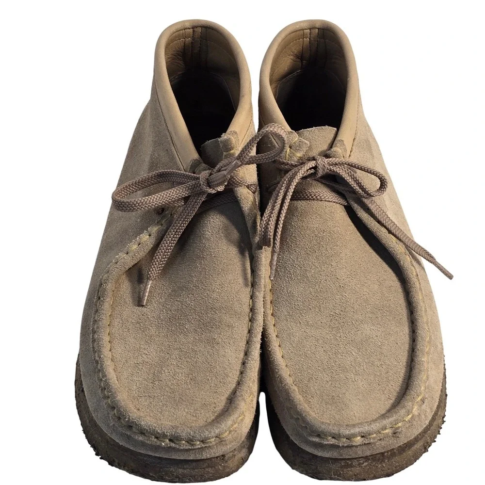 Clarks Originals Wallabee Boots Mens Sand Beige Suede Crepe Sole Chukka